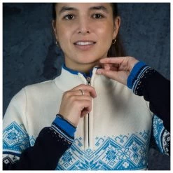 Dale of Norway - Women's St. Moritz - Pull en laine mérinos -Robes & jupes Soldes dale of norway womens st moritz pull en laine merinos detail 5